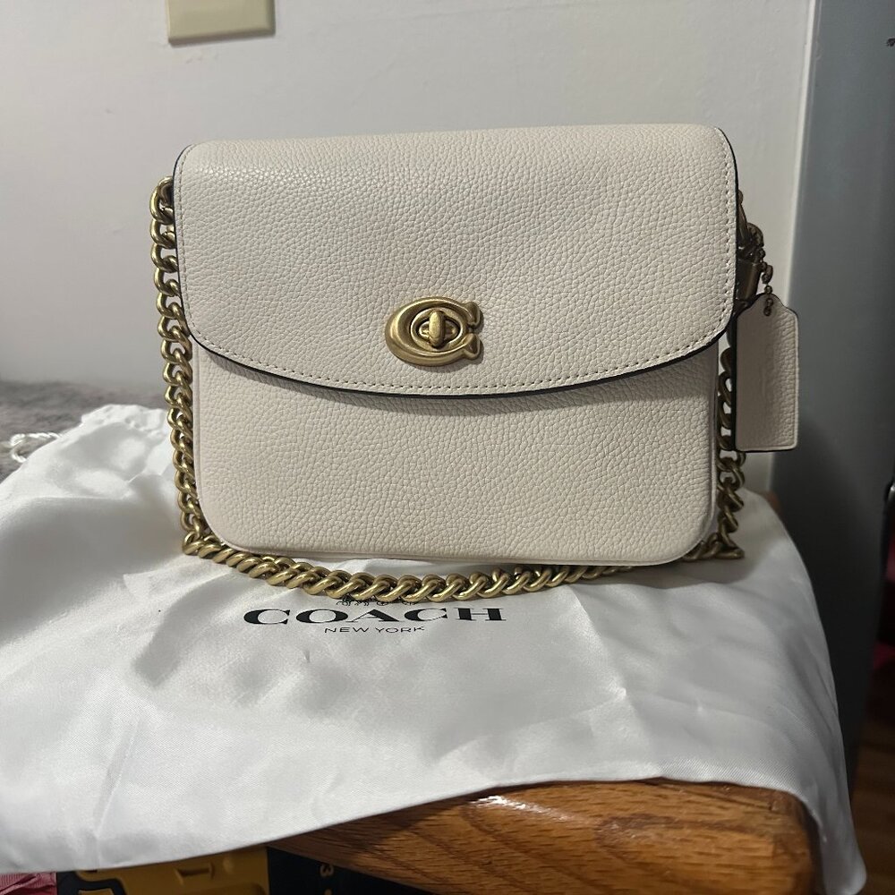 Coach Cassie 19 Chalk Pebbled Leather Purse